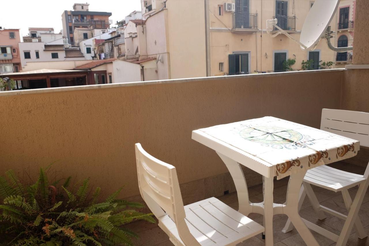 Old Style - Boutique With Terrace In Center Apartment Palermo